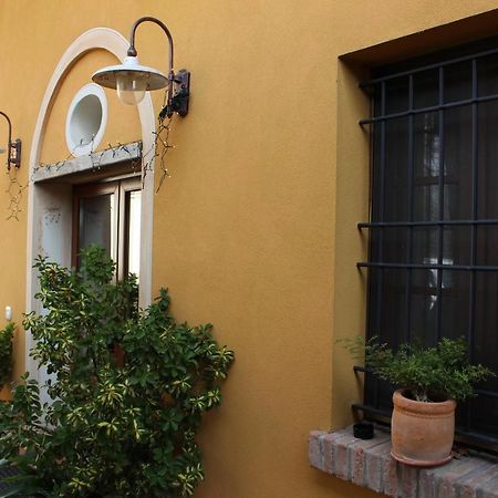 Agriturismo Podere Casino Mezzolara Bagian luar foto