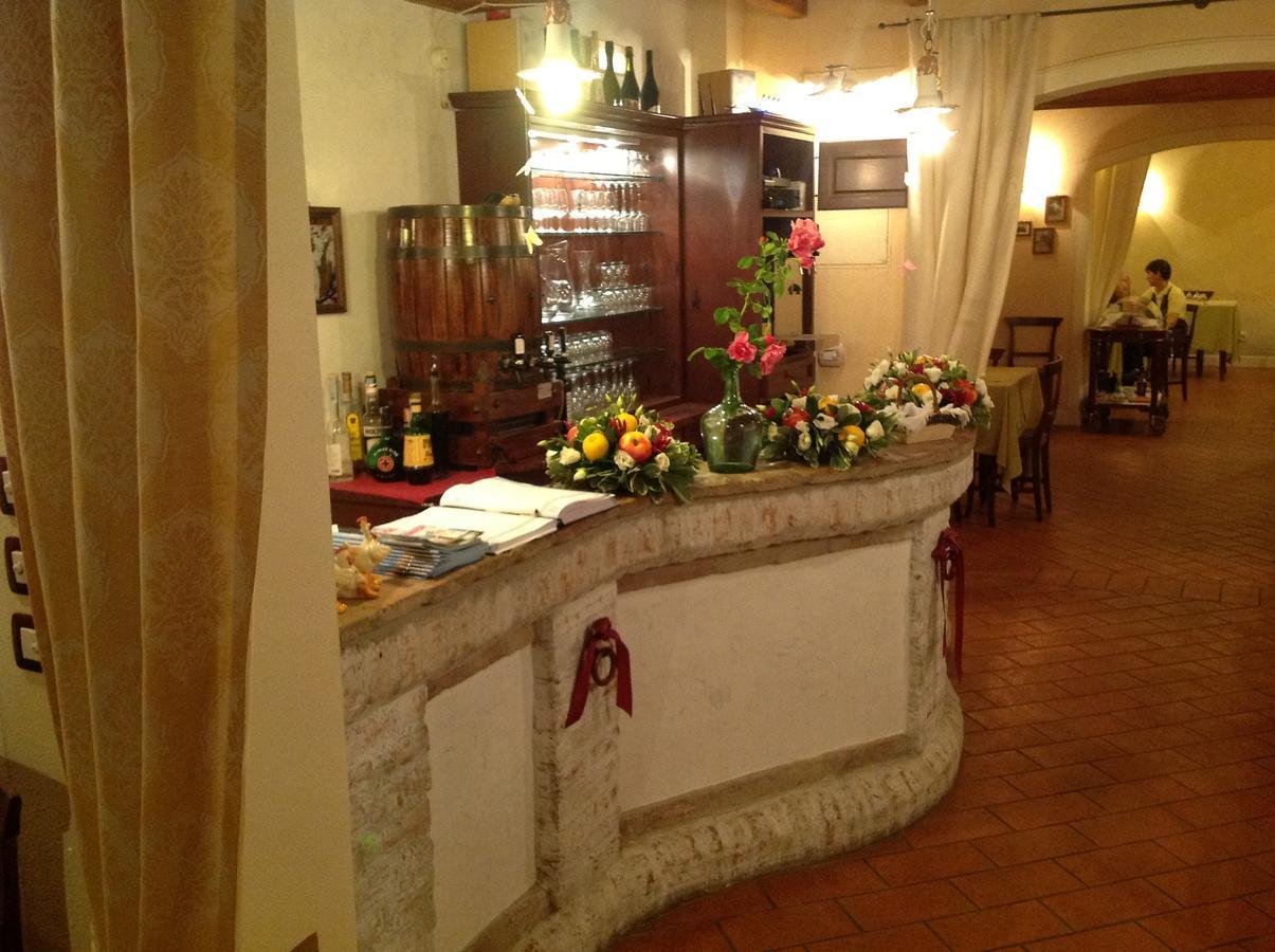 Agriturismo Podere Casino Mezzolara Bagian luar foto