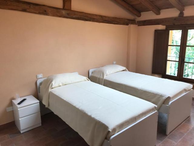 Agriturismo Podere Casino Mezzolara Bagian luar foto