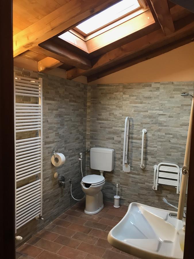 Agriturismo Podere Casino Mezzolara Bagian luar foto